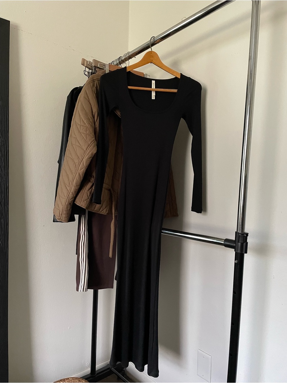 Aritzia Black Long Sleeve Scoop-Neck Maxi Dress